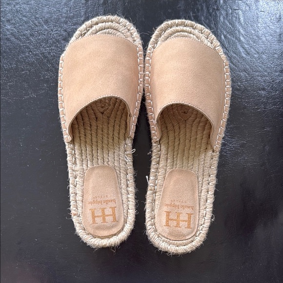 New Haute Hippie Suede Tan Espadrilles Soft Slip Sandals Size 10 - Picture 1 of 4